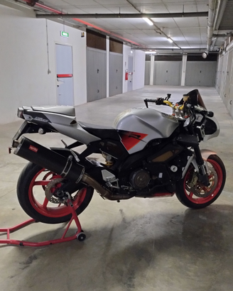 Aprilia tuono 1000r V2 2004