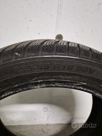 Pneumatici invernali. Gomme Kumho R18 tesla model3