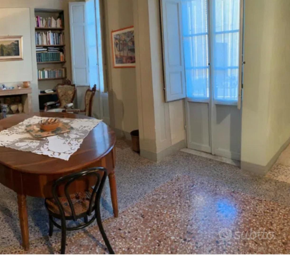 Appartamento signorile in palazzo storico a Pisa