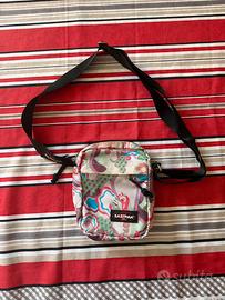 Borsa Tracolla Eastpak "The One"