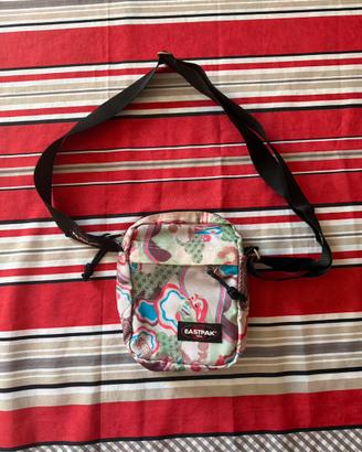 Borsa Tracolla Eastpak "The One"