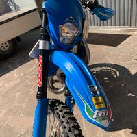 Moto enduro 125