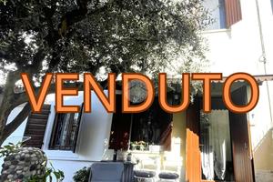 CASA DI CORTE A BUTTAPIETRA