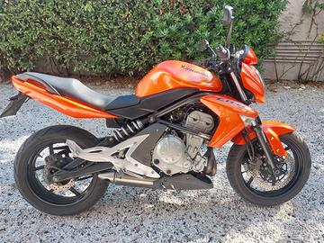 Kawasaki ER-6N 650 marzo 2007 