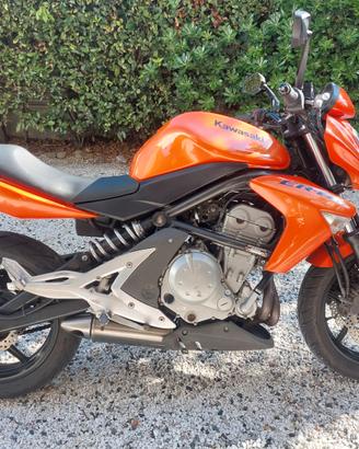 Kawasaki ER-6N 650 marzo 2007 
