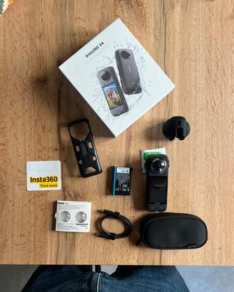 Insta360 X4 8K come nuova + accessori