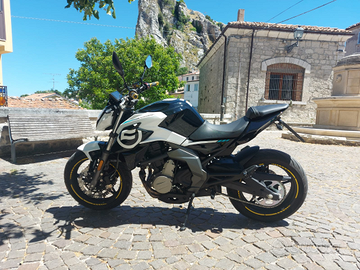 CF moto 650Nk