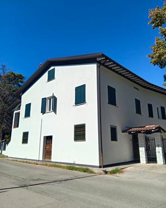 DUE APPARTAMENTI IN ANTICO CASALE