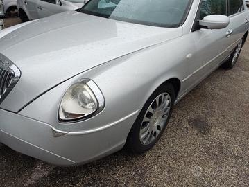 Parafango sinistro LANCIA THESIS del 2003
