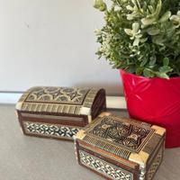 Coppia di cofanetti portagioie vintage legno