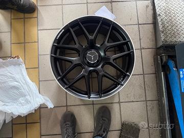 Cerchi nuovi Mercedes 19