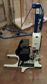 Sollevatore/Verticalizzatore disabili