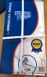 Rubinetto miscelatore lavello con attacco parete