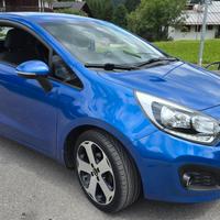 KIA Rio 3ª serie - 2012
