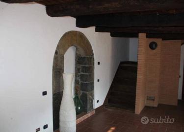 Immobile in asta di 277 m² con più di 5 locali a S