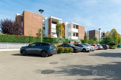 3 LOCALI A CASTELFRANCO EMILIA
