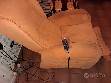 poltrona relax elettrica massaggiante 