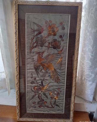 Quadro con ricamo artistico 