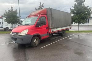 Iveco Daily centinato passo 4100