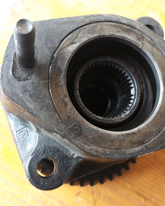 Flangia pompa Bosh Fiat campagnola/241