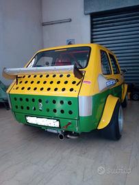 Auto da pista o da collezione