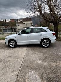 Audi Q3 S line