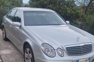 mercedes E 220