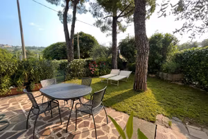 Quadrilocale giardino privato uso esclusivo Garda