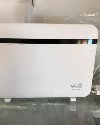 Modem router Zyxel FTTH Wind