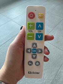 Telecomando universale per anziani