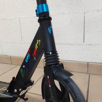 Monopattino in alluminio Takira Float