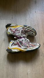 Balenciaga runner