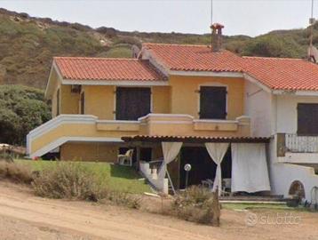 Villetta a schiera costituita da due appartamenti