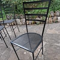 Sedie da pranzo in ferro laccato nero in stile Gio