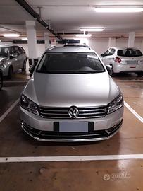 V VW Passat 2000tdi 4 motion 2012.  