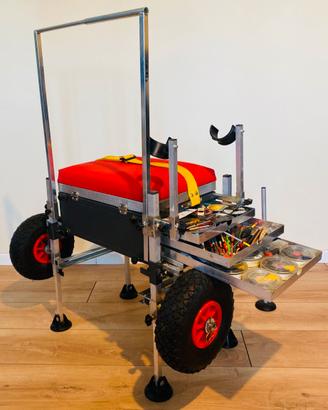 Panchetto da pesca su ruote multifunzione