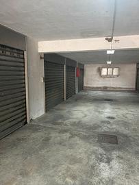 Box auto per auto e moto o per uso deposito a Nola