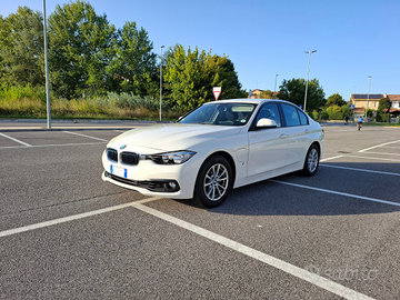 BMW 330e iPerformance Serie 3 (F30/31) - 2017