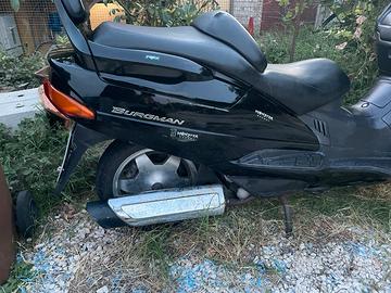 Scooter 250 cc suzuky