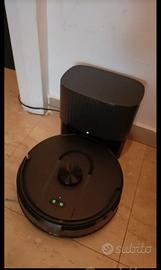 Robot aspirapolvere 