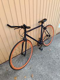 Bicicletta a scatto fisso