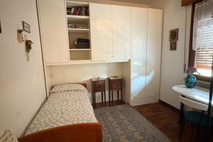 Stanza con bagno Borgo Roma zona Universitaria