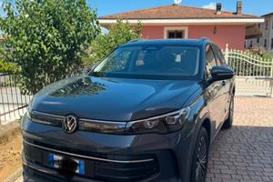 Volkswagen  Tiguan e-HYBRID  1.5  200 cv edition