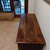 cassapanca  vecchissima restaurata