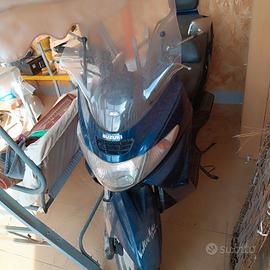 Suzuki Burgman 250 cc