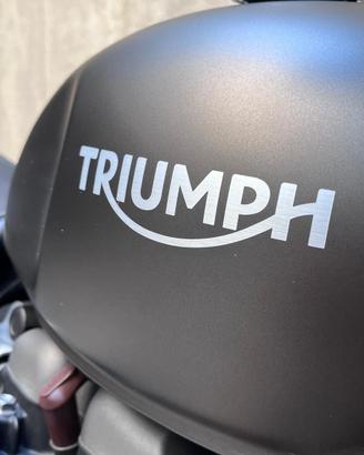 Triumph Street Twin 2019 - Matt Iron 