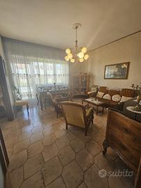 Appartamento 4 vani acc. via frascolla