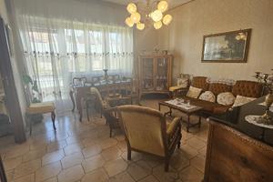 Appartamento 4 vani acc. via frascolla