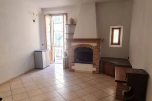 Appartamento di 85 m² con 4 locali a Bucine