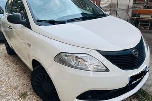 LANCIA Ypsilon 1.2 69 CV 5P GPL Ecochic Gold 2019